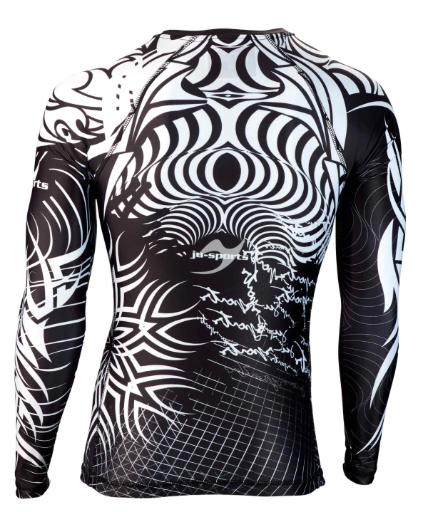 rashguard black white 3