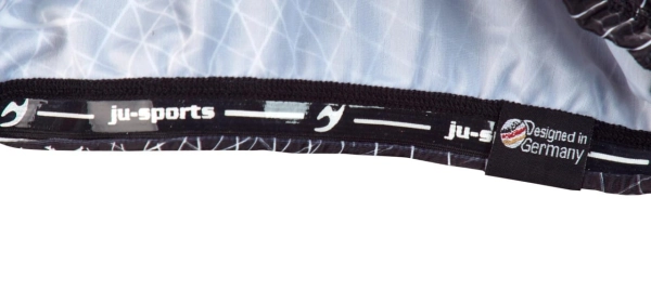 rashguard black white 4