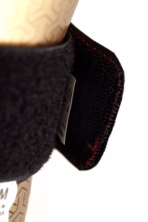 rdeči adidas wako ščitniki narta 7