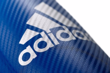 moder wako kickbox ščitnik za piščal in stopalo adidas 6
