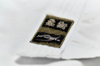 white traditional jujitsu gi uniform ronin 4