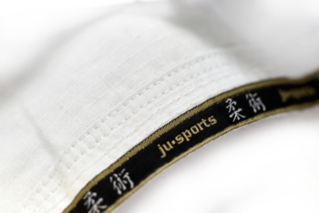 white traditional jujitsu gi uniform ronin 5