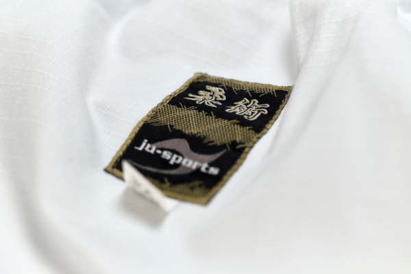 white traditional jujitsu gi uniform ronin 7