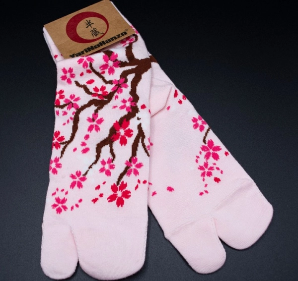 sakura tabi nogavice