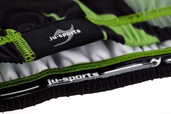 rashguard green muscle 3